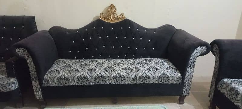 black valvet 7 seater sofa set 2