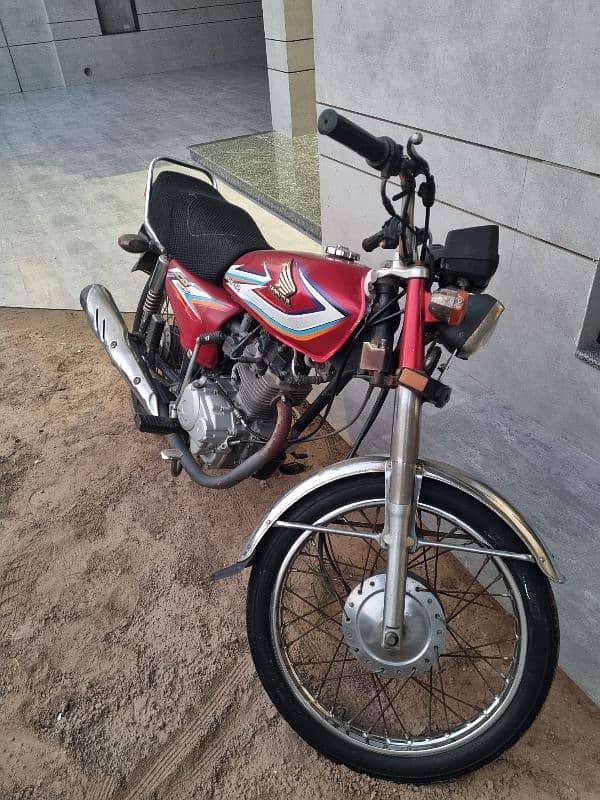 Honda CG125 2016 1