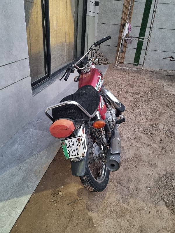 Honda CG125 2016 3