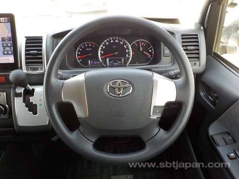 Toyota Hiace 2019 9