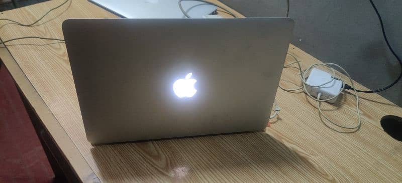 Mac Book Air 2013 0