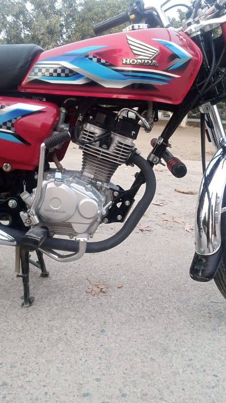 Honda 125 bike for sale 4