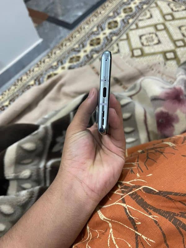 one plus 8T thi 8/128 3