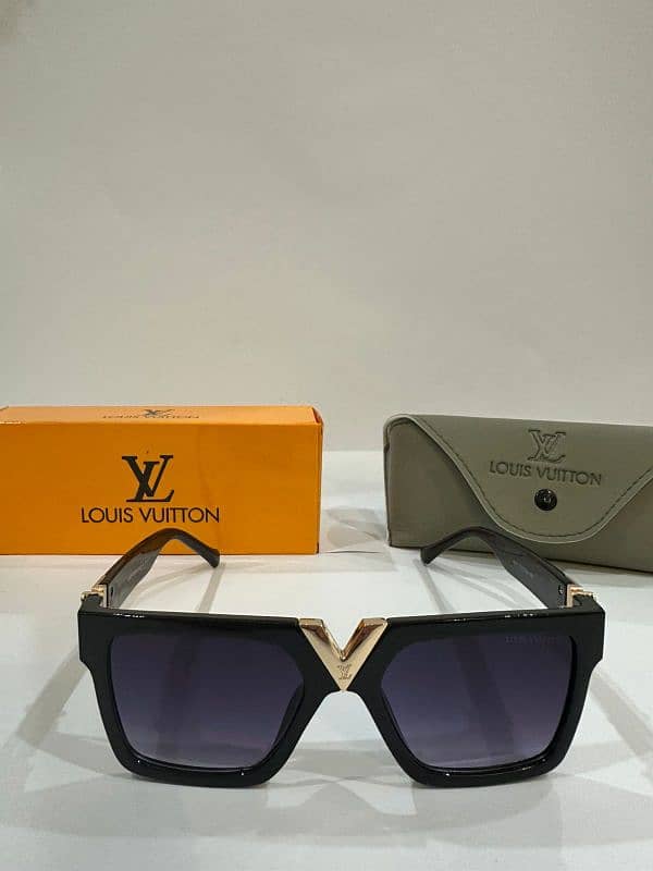 Louis Vuitton sunglasess 0