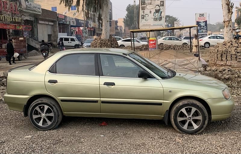 Suzuki Baleno 2003 1