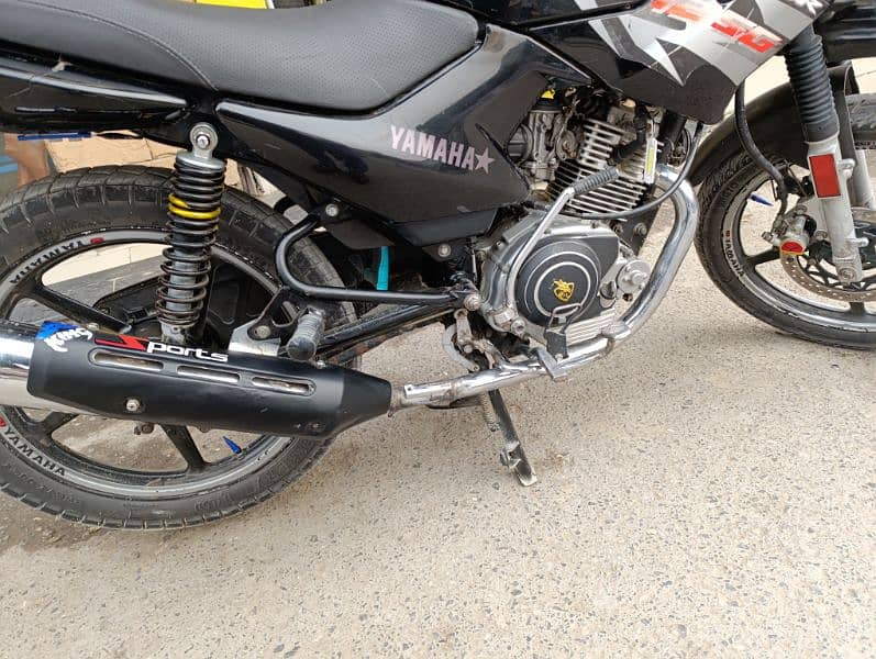 Yamaha ybr 125 G 3