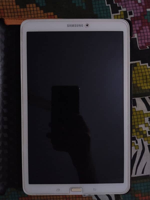 SAMSUNG TAB E 0