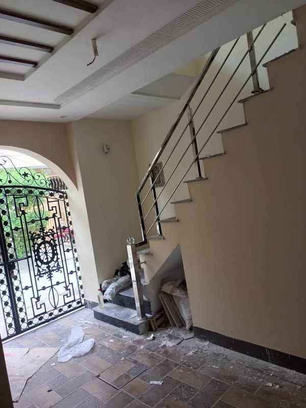 3 MARLA BRAND NEW CORNER DOUBLE STOREY SPANISH HOUSE FOR SALE IN HIGH COURT SOCIETY ORIGINAL PICS. WALKIMG DISTANCE FROM PIA MAIN BOULEVARD AND UMT 8