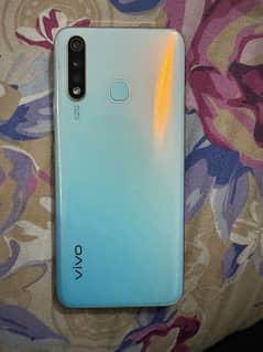 vivo y19 4/128gb