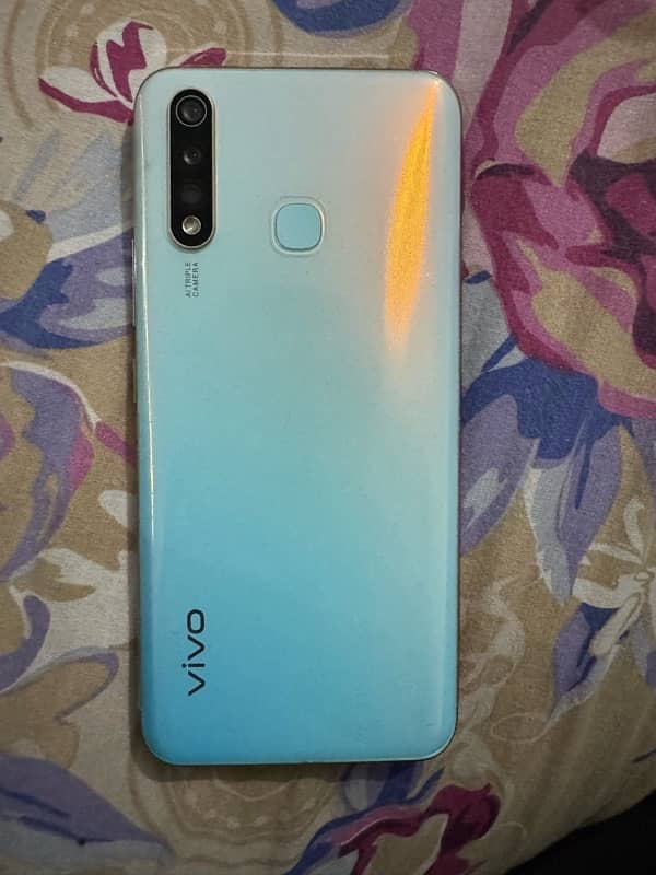 vivo y19 4/128gb 1