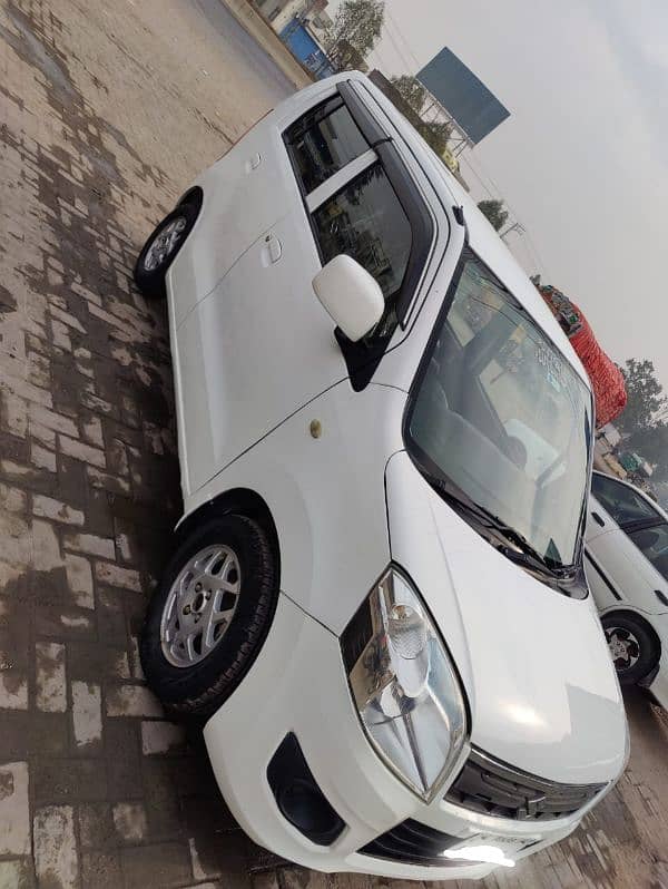 Suzuki Wagon R 2019 13