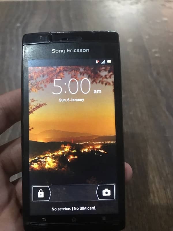 Sony Ericsson LT18i 6