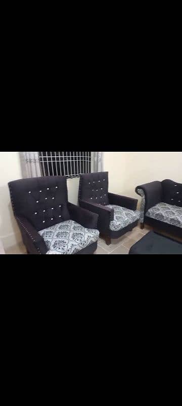 black valvet 7 seater sofa set 4