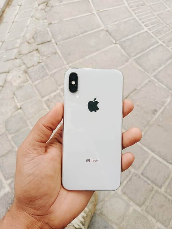 iphone X 64Gb  PTA cheap price urgent Sale n exchange 3