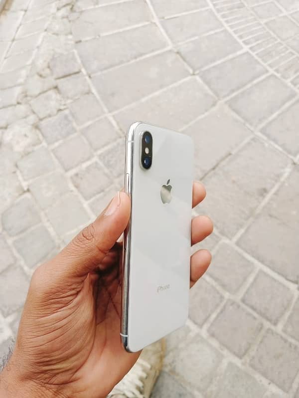 iphone X 64Gb  PTA cheap price urgent Sale n exchange 4