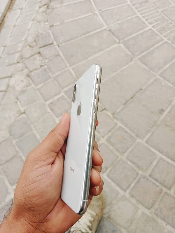 iphone X 64Gb  PTA cheap price urgent Sale n exchange 5