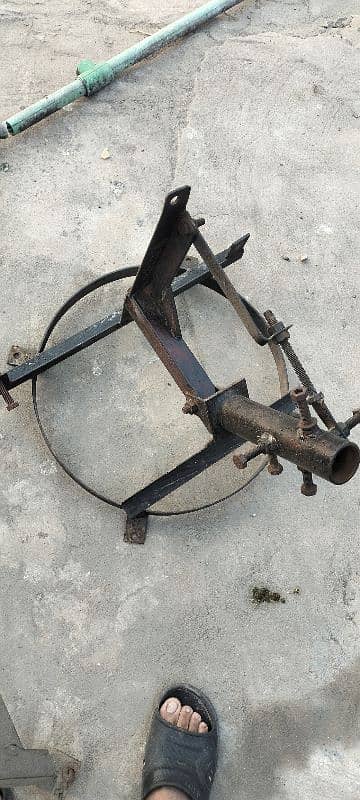 motor stand or kra 1