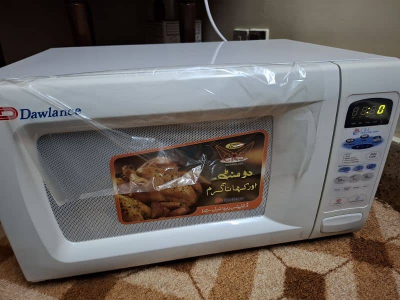 Brand new microwave 0