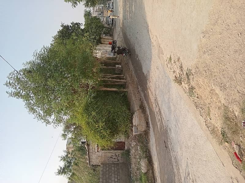 650SQURE YARDS CORNER PLOT FOR SALE IN PECHS NEAREST TO SHAH RE FAISAL 0