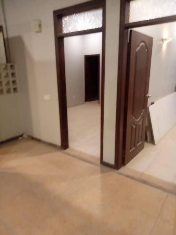 2BAD DD PORTION FOR RENT 2ND FLOOR GULSHAN E IQBAL BLOCK6 2