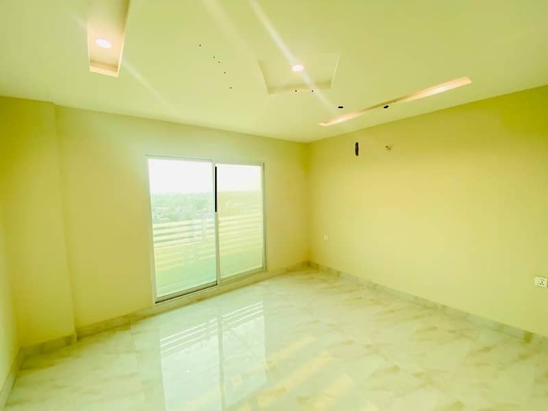 1 BEDROOM BRAND NEW APARTMENT FOR RENT IN BAHRIA TOWN LAHORE 7