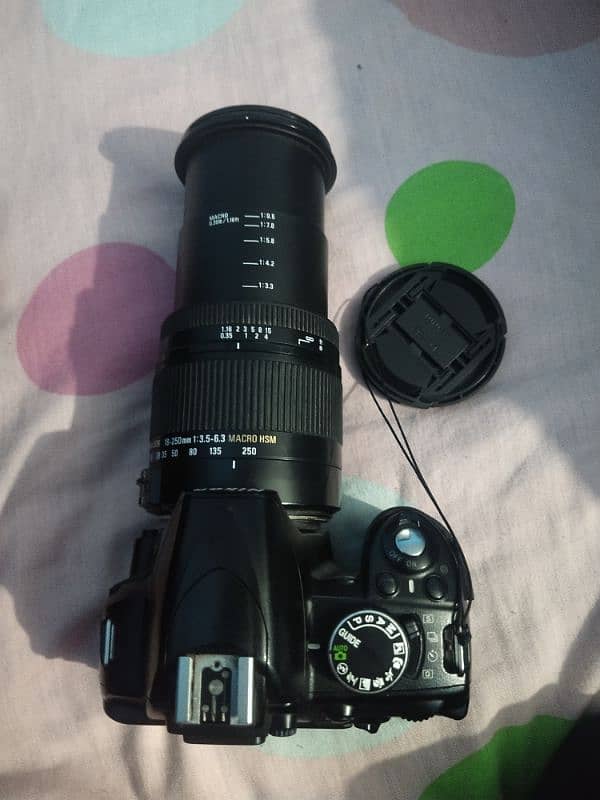 DSLR NIKKON D 3100 0