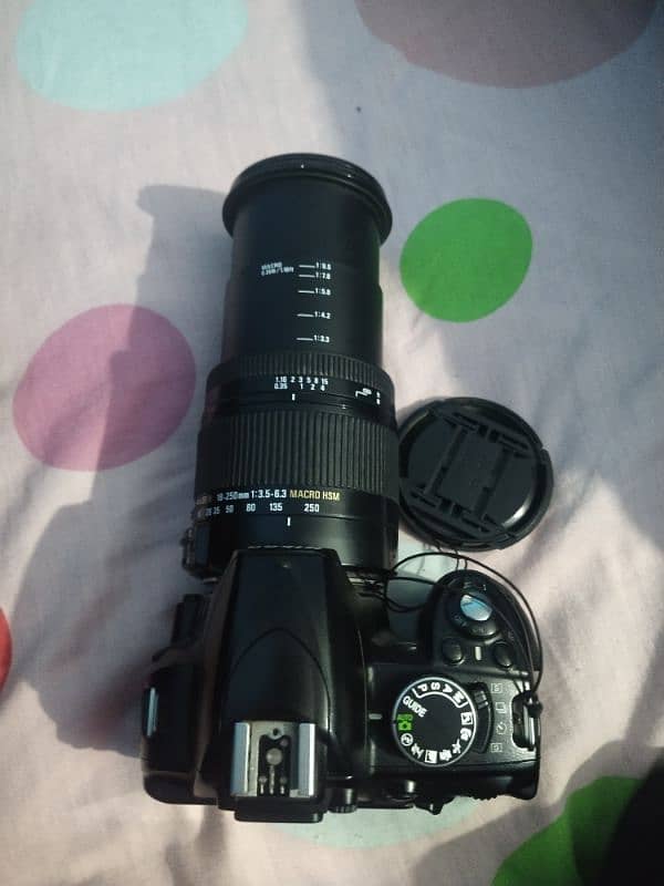 DSLR NIKKON D 3100 1