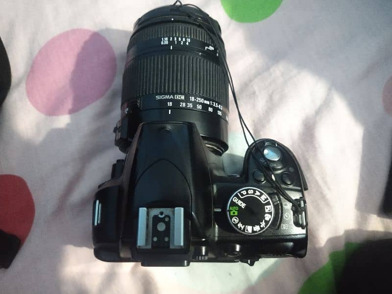 DSLR NIKKON D 3100 2