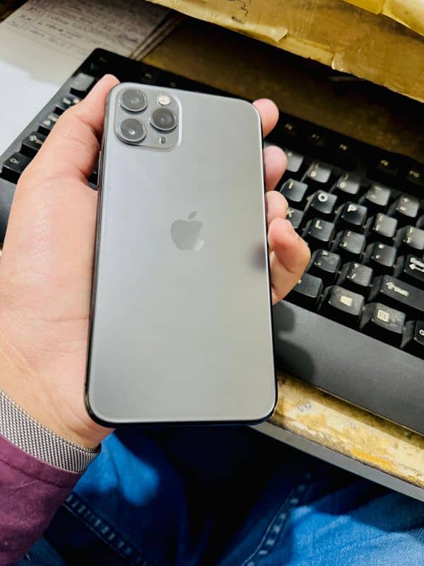 iPhone 11pro Factor unlock 0