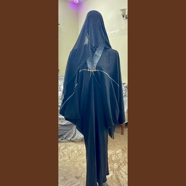 mannequins / arabic style abayas 3