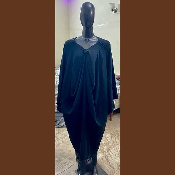 mannequins / arabic style abayas 4