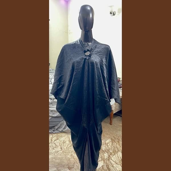 mannequins / arabic style abayas 5