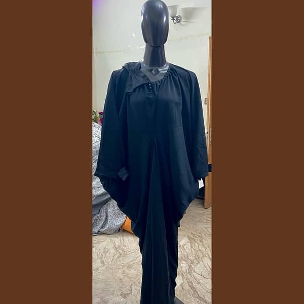 mannequins / arabic style abayas 6