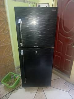 waves fridge good condition