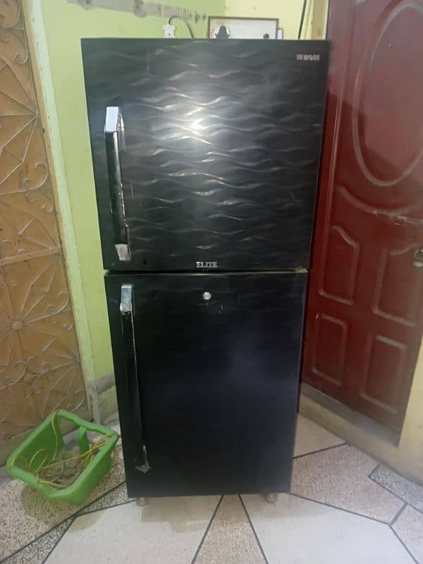 waves fridge good condition all ok 0