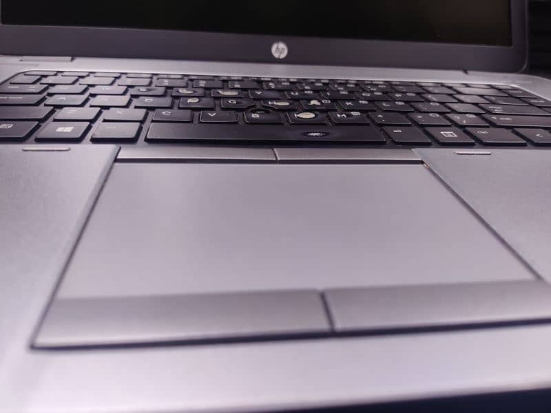 HP Elitebook 850 G2 8