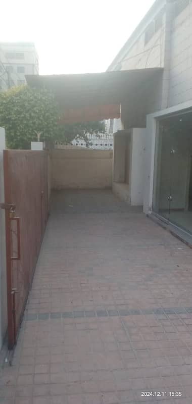 10 Marla Single Story House Available For Rent In Gulberg Town Lahore 4