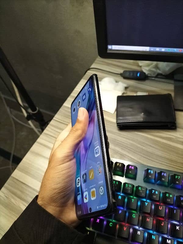 Redmi note 10 pro 10/10 condition just 30k minor ishhu 5