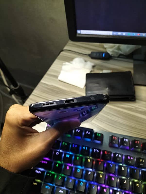 Redmi note 10 pro 10/10 condition just 30k minor ishhu 7