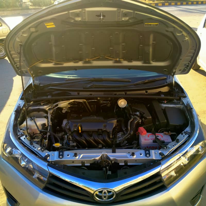 Toyota Corolla GLI 2015 8