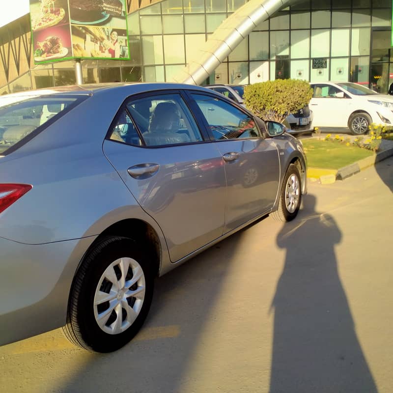 Toyota Corolla GLI 2015 9