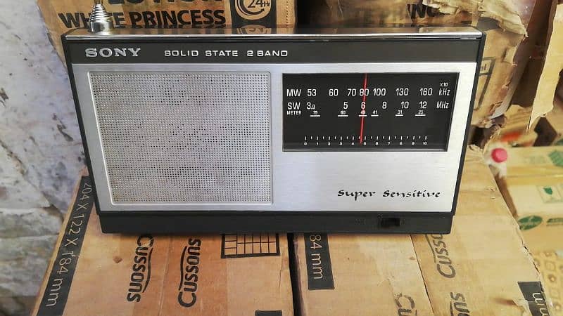 antique Radios 9