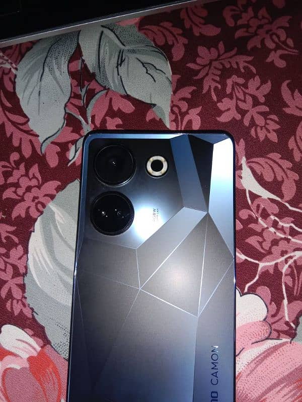 Tecno Camon 20 Pro 1