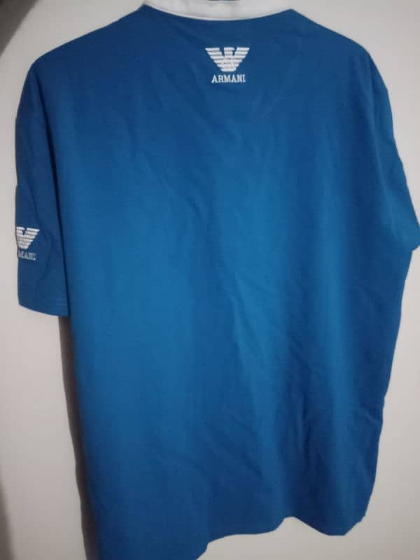 Armani T-shirt XL 1