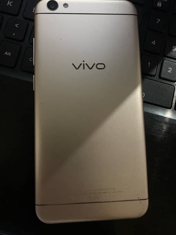 VIVO Y67 —(Number 03159736185) 1