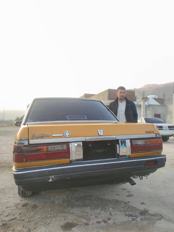 Toyota Crown 1988 8