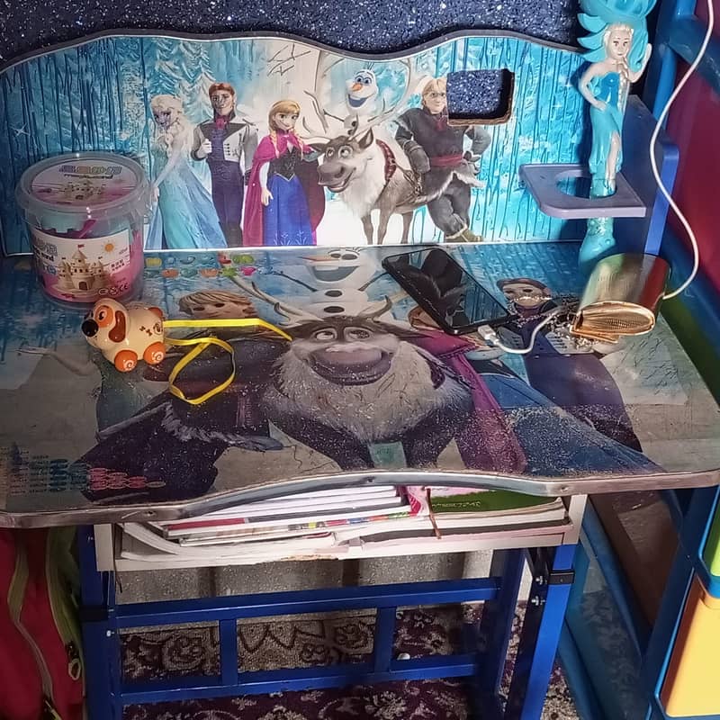 Kids study table frozen character 1