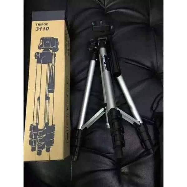 tripod stand. very good quality. cheap in rate. 2