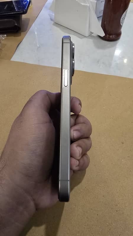 iPhone 15pro max natural titanium HK non pta 1