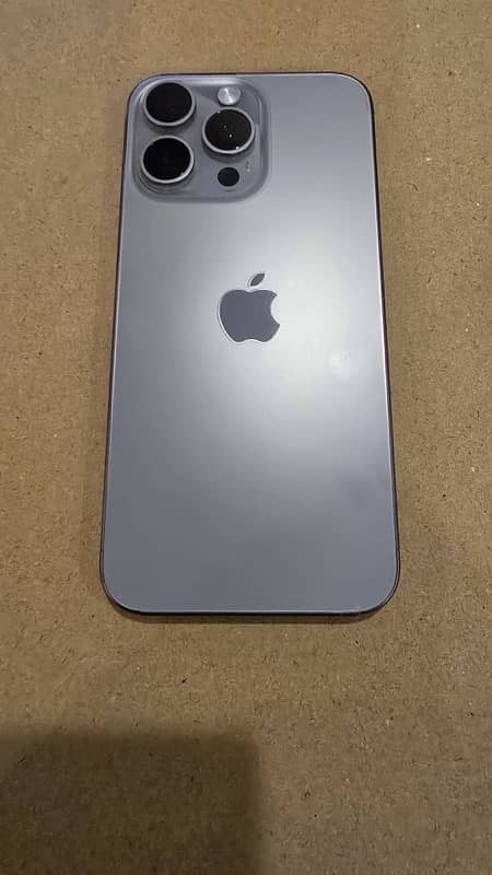 iPhone 15pro max natural titanium HK non pta 5